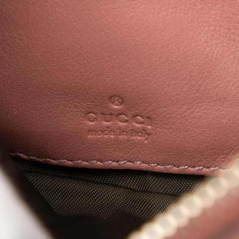 Gucci Guccissima Wristlet Clutch Pink Leather Very good condition - Box View