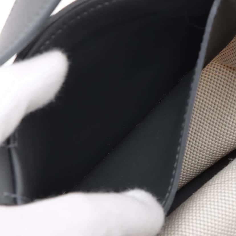 Hermès Toile and Swift In the Loop 23 Beige Canvas Very good condition - Model View