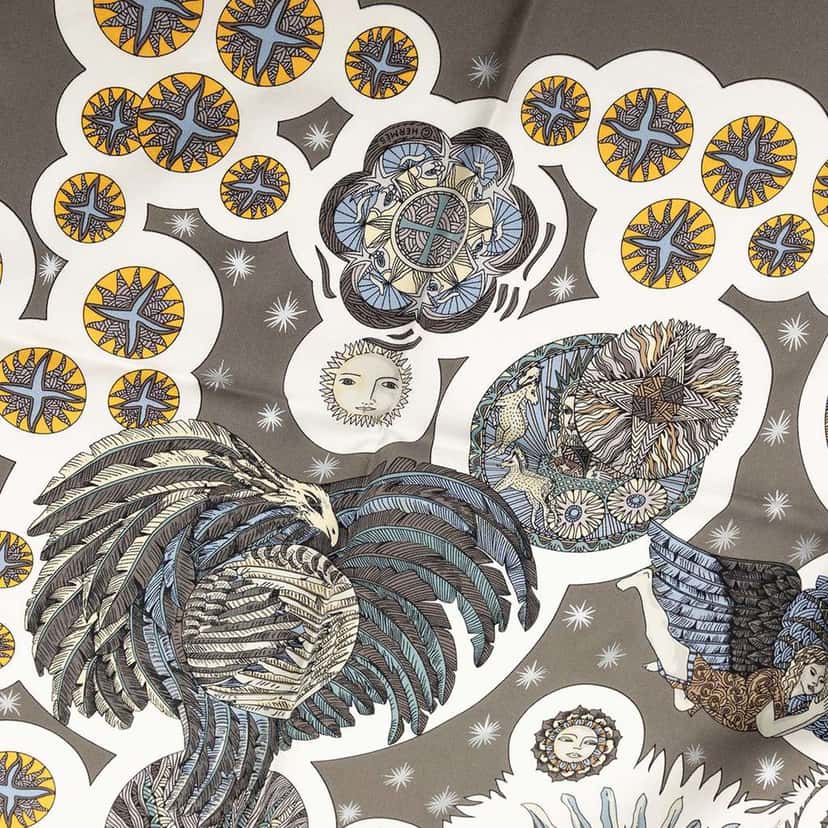 Hermès Le Roy Soleil Silk Scarf 90 Brown Silk Very good condition - Model View