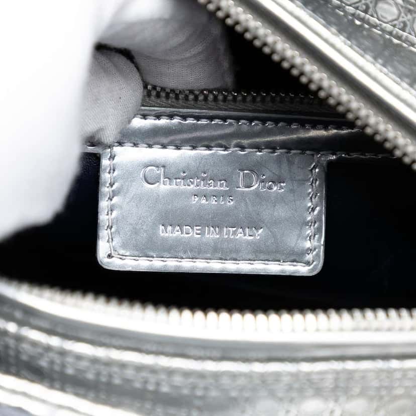 Dior Medium Ombre Metallic Patent Microcannage Lady Dior Silver Leather Very good condition - Box View