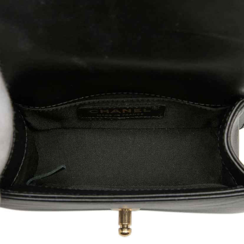 Chanel Mini Quilted Lambskin Boy Flap Black Leather Very good condition - Model View