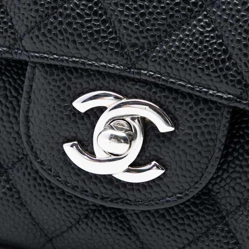 Chanel Medium Classic Caviar Double Flap Black Leather Very good condition - Box View