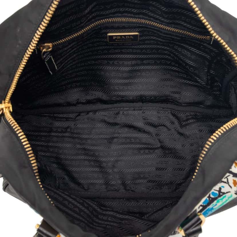 Prada Printed Canvas Venezia Shoulder Bag Black Canvas Very good condition - Model View