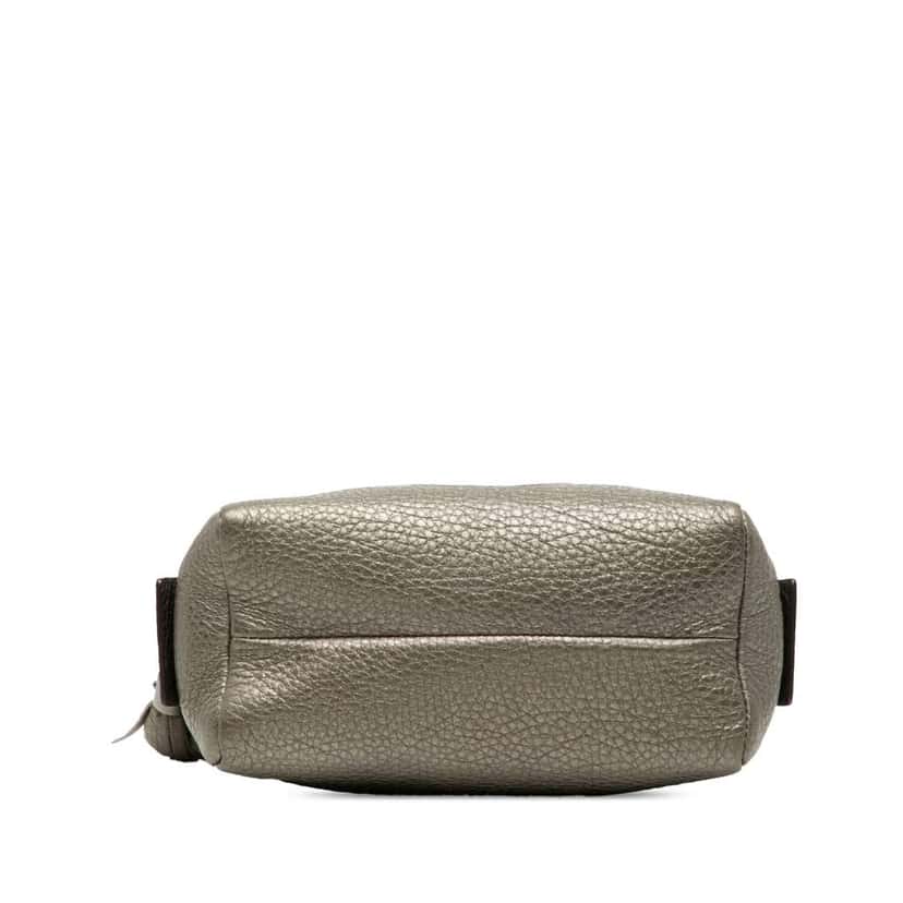 Gucci Metallic Leather Soho Cosmetic Pouch Grey Leather Very good condition - Inside View