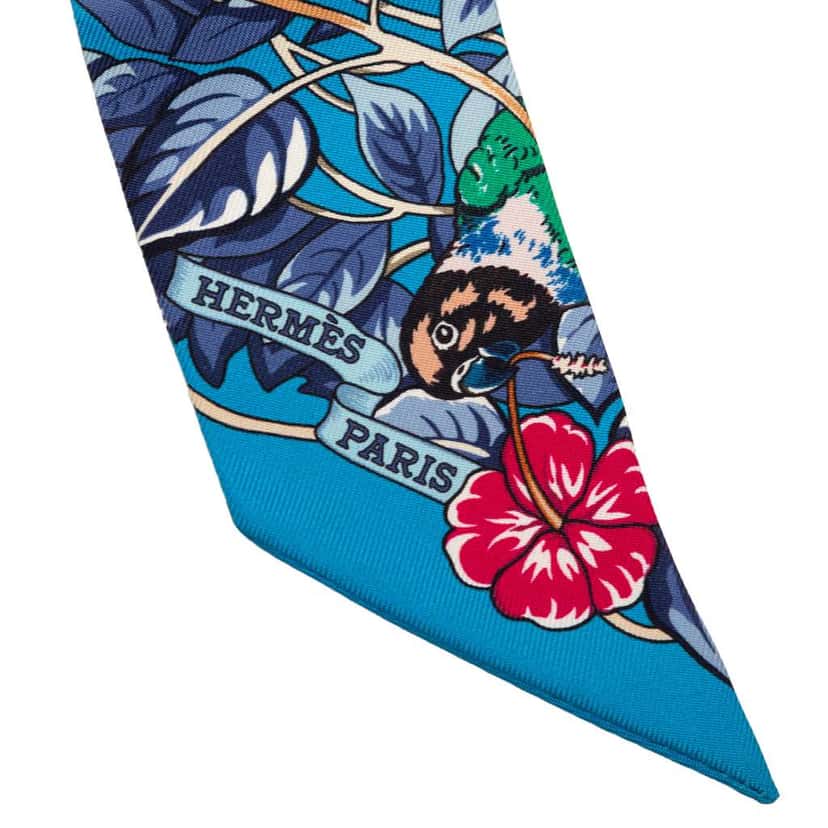 Hermès Jungle Love Silk Twilly Scarf Blue Silk Very good condition - Box View