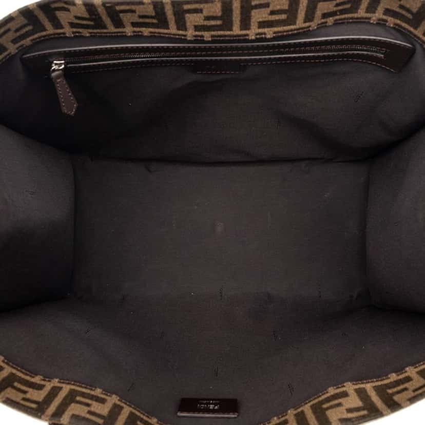 Fendi FF 1974 Jacquard Shopper Tote Brown Jacquard Very good condition - Model View