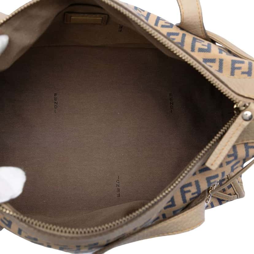 Fendi Zucchino Canvas Tote Beige Canvas Very good condition - Model View