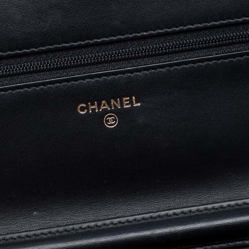 Chanel Calfskin Golden Class 2.0 Wallet on Chain Black Leather Very good condition - Box View