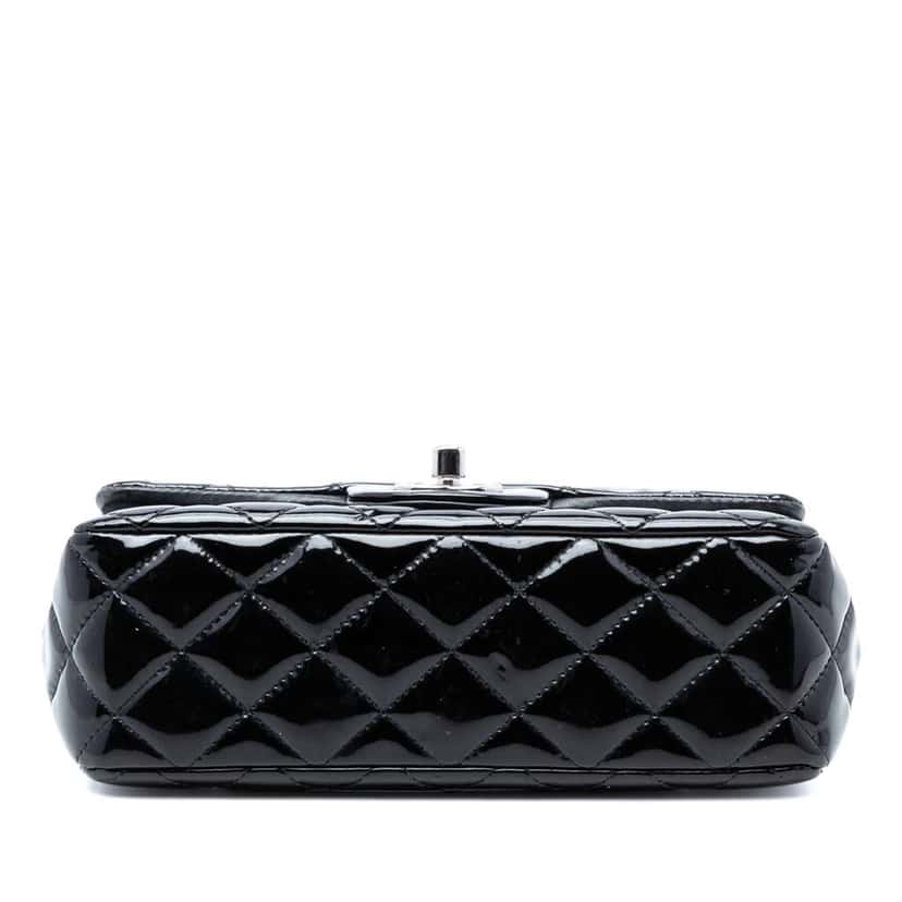 Chanel Mini Rectangular Classic Patent Single Flap Black Leather Very good condition - Inside View
