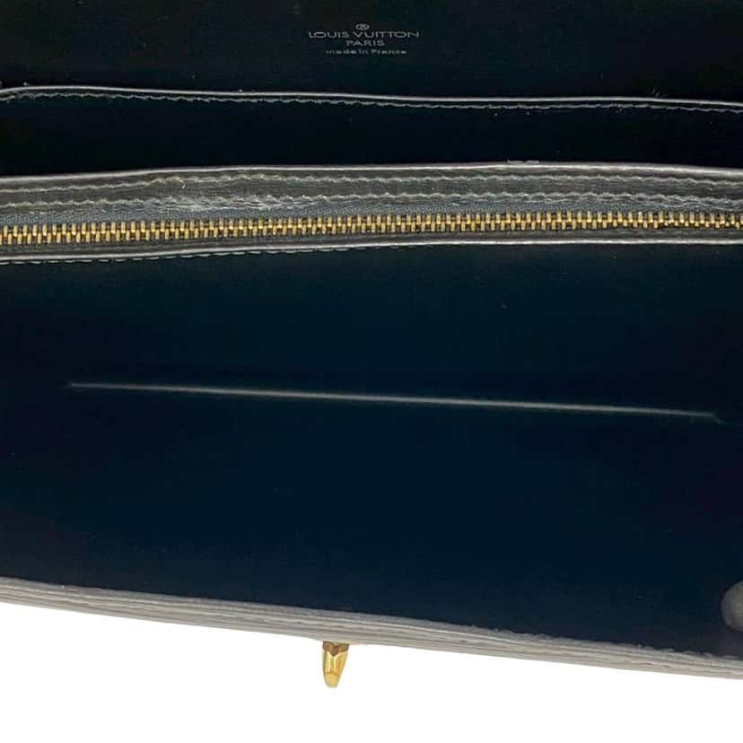 Louis Vuitton Epi Capucines Black Leather Very good condition - Box View