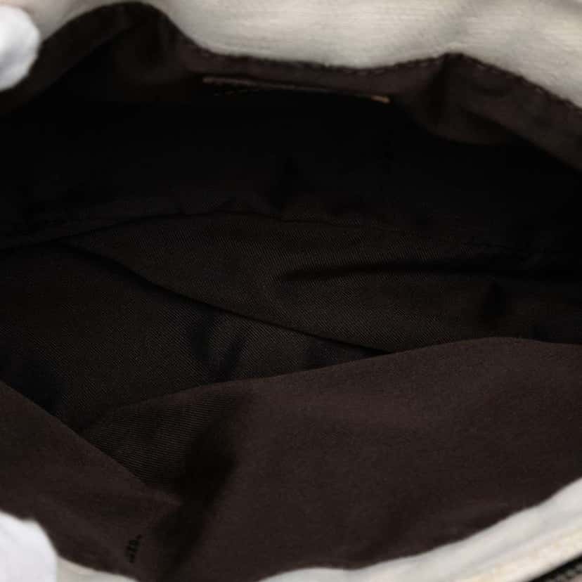 Fendi Zucca Canvas Shoulder Bag White Canvas Very good condition - Model View