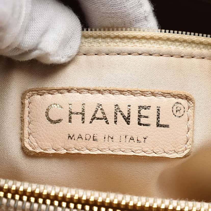 Chanel Caviar Grand Shopping Tote Brown Leather Very good condition - Box View