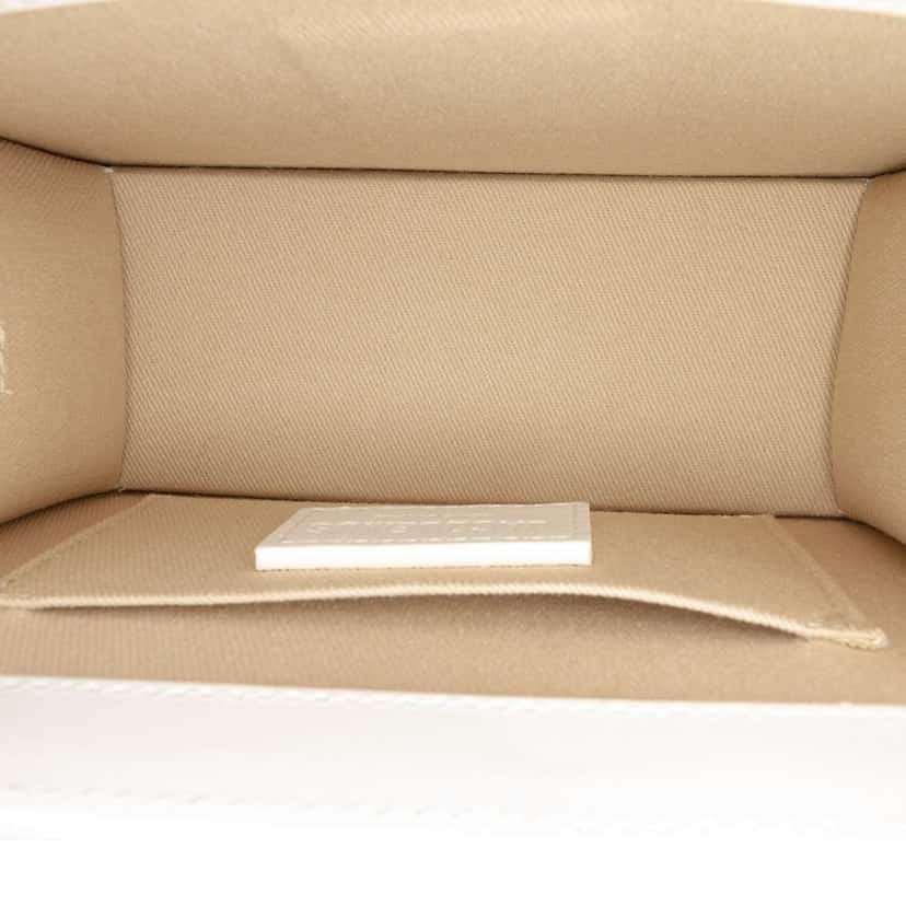 Jacquemus Leather Le Chiquito Noeud White Leather Very good condition - Model View