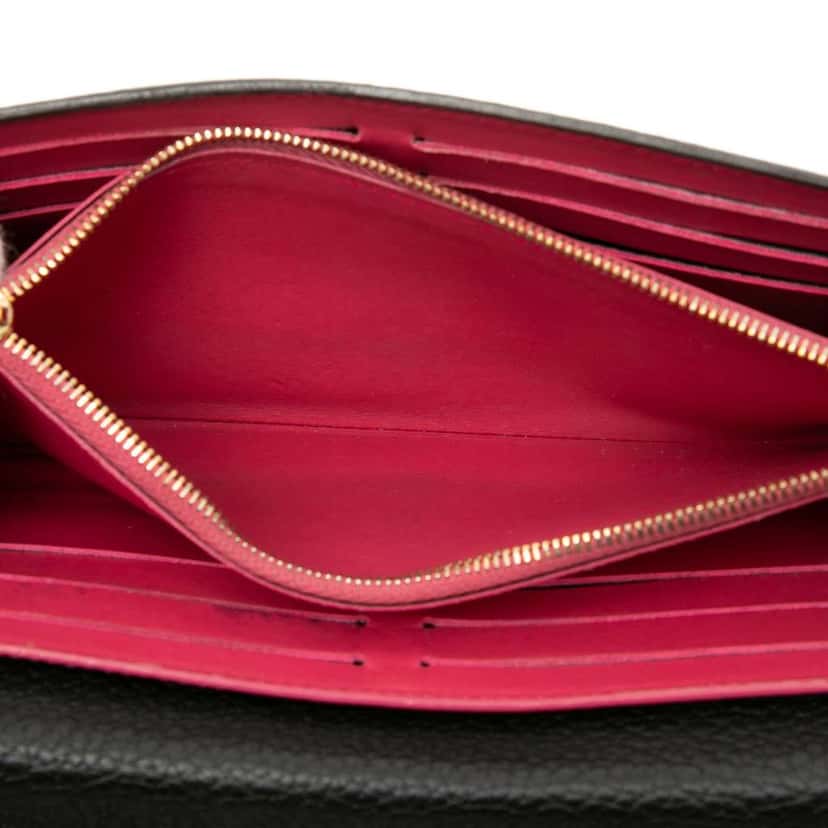 Louis Vuitton Taurillon Capucines Long Wallet Black Leather Very good condition - Model View