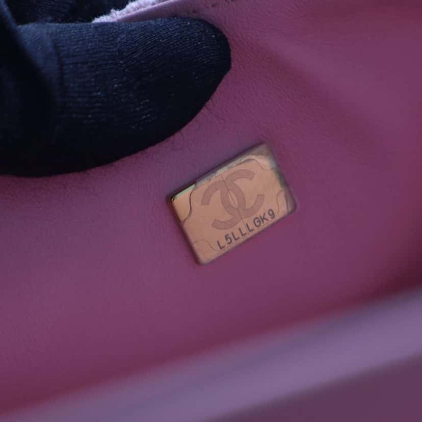 Chanel Medium Classic Tweed Double Flap Pink Tweed Very good condition - Box View