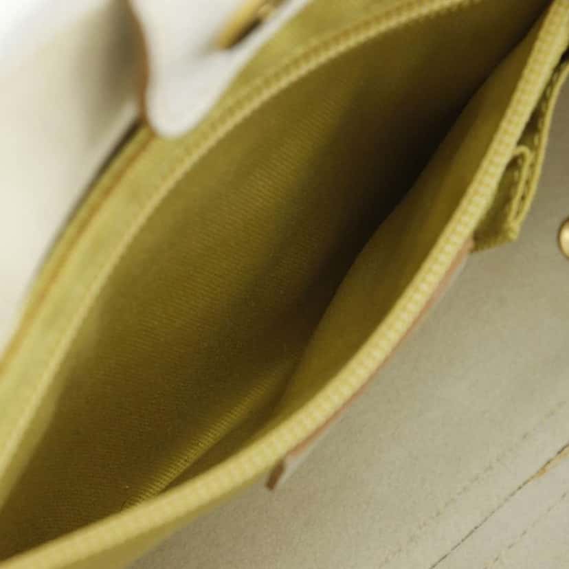 Salvatore Ferragamo Leather Tote White Leather Very good condition - Box View