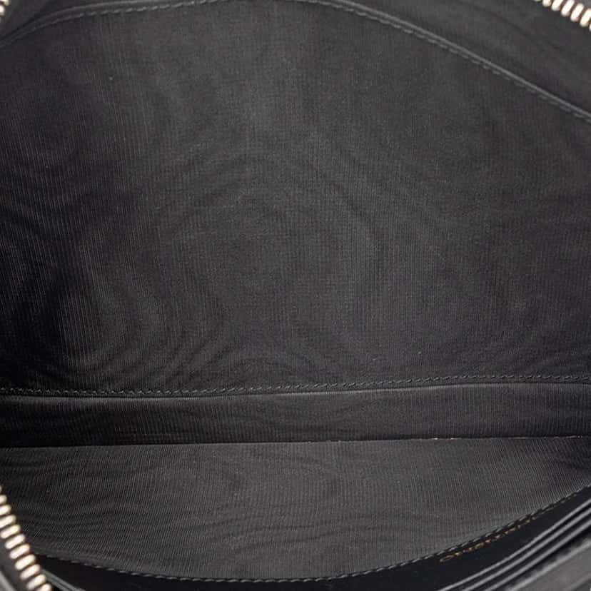 Gucci Leather Guccy Sega Clutch Black Leather Very good condition - Model View