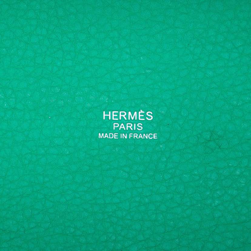 Hermès Clemence Picotin Lock 18 Green Leather Very good condition - Box View