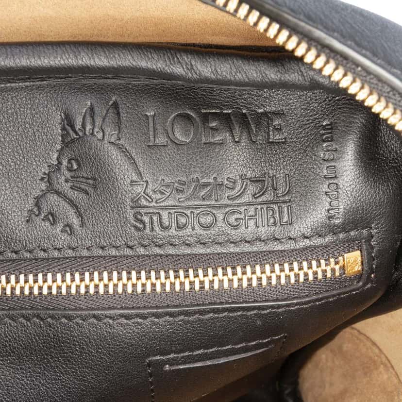 Loewe Studio Ghibli Spirited Away No Face Canvas and Leather Amazona 19 Black Canvas Very good condition - Box View