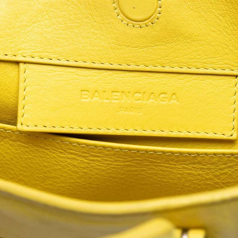 Balenciaga Mini Leather Papier A4 Zip Around Satchel Yellow Leather Very good condition - Box View