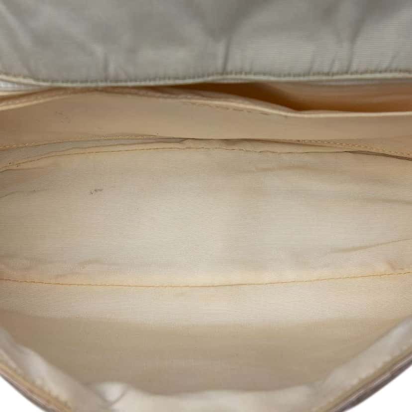 Chanel Tricolor Quilted Nylon Reissue 2.55 Single Flap 227 Blue Very good condition - Model View