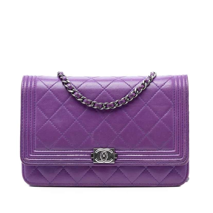 Chanel Quilted Lambskin Boy Wallet on Chain Purple Leather Very good condition - Front View
