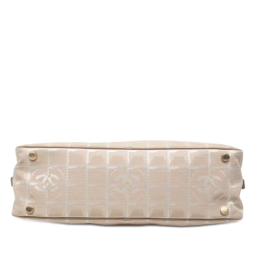 Chanel New Travel Line Nylon Handbag Beige Very good condition - Inside View