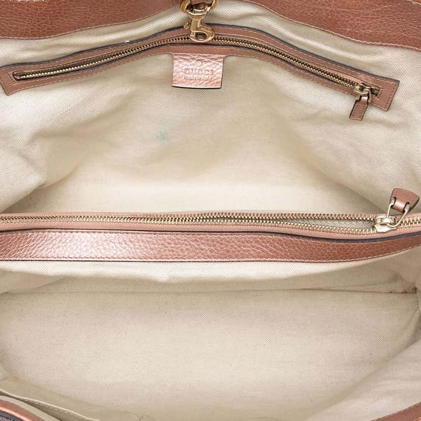 Gucci Medium GG Canvas Bella Tote Beige Canvas Very good condition - Model View