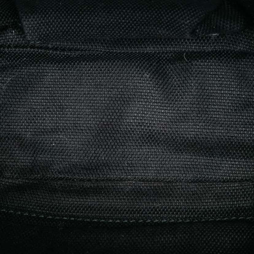 Gucci Patent Soho Disco Crossbody Black Leather Very good condition - Model View