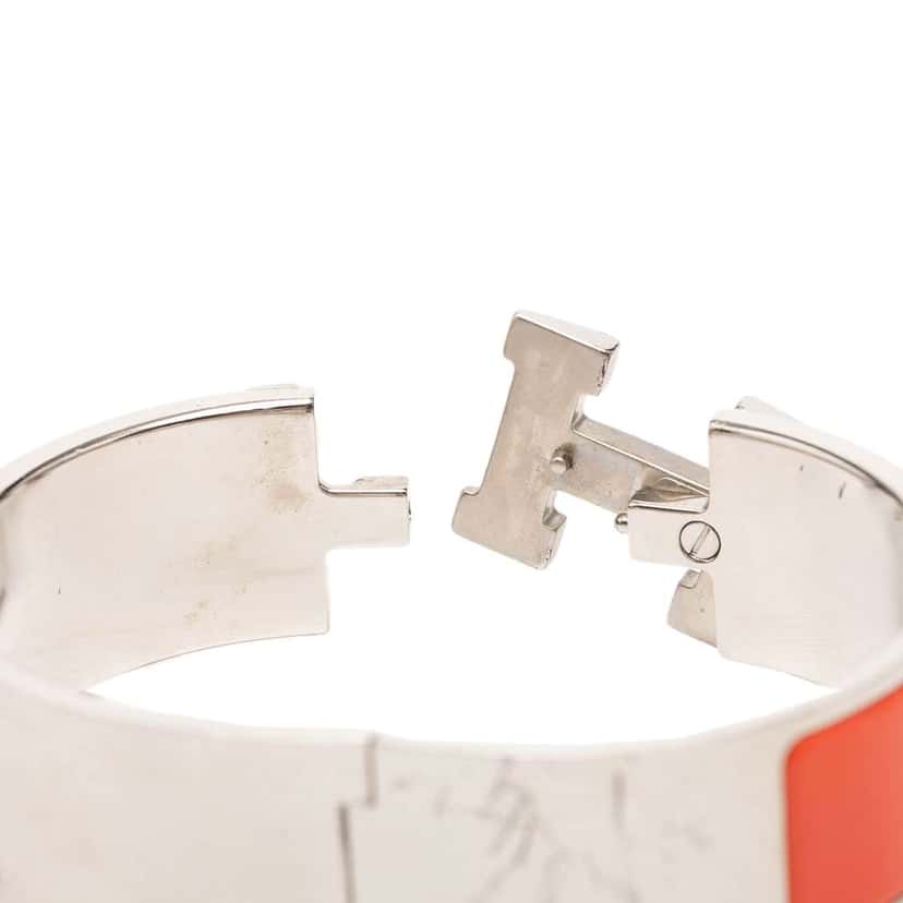 Hermès Wide Enamel Clic H Bracelet PM Orange Very good condition - Model View