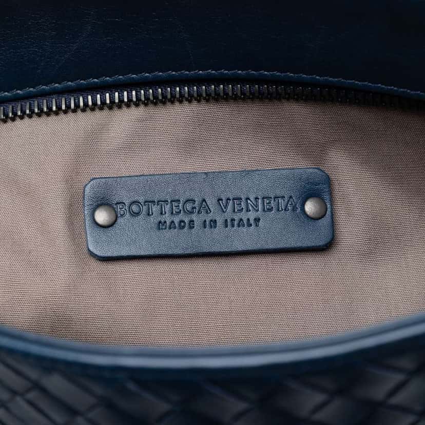 Bottega Veneta Nappa Intrecciato VN Crossbody Blue Leather Very good condition - Box View