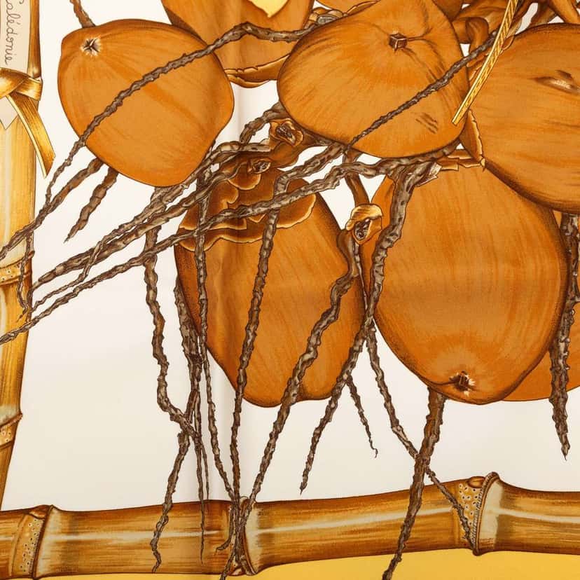 Hermès Nouvelle Caledonie Silk Scarf 90 Yellow Silk Very good condition - Model View