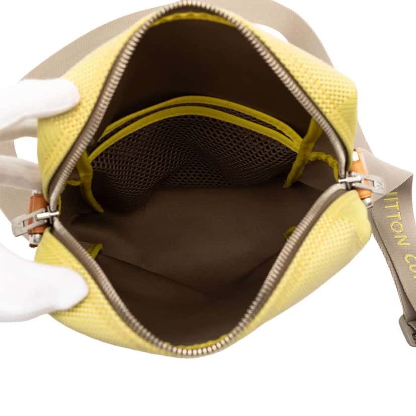 Louis Vuitton 2003 Damier Geant Weatherly Americas Cup Green Canvas Very good condition - Model View