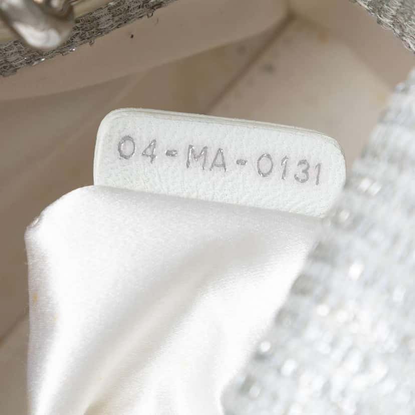 Dior Mini Tweed Cannage Beaded Lady Dior White Tweed Very good condition - Box View