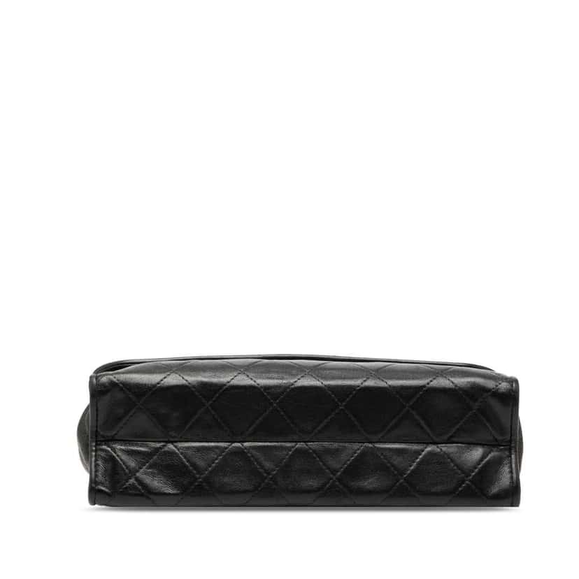 Chanel Quilted Lambskin Tassel Flap Black Leather Very good condition - Inside View