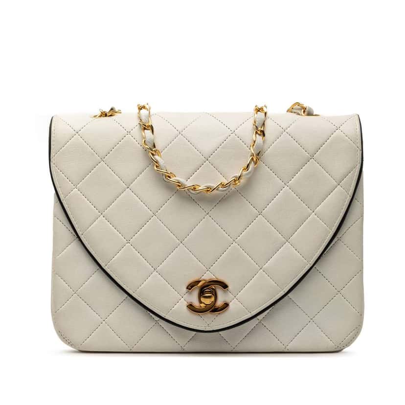 Chanel CC Quilted Lambskin Chain Flap White Leather Very good condition - Front View