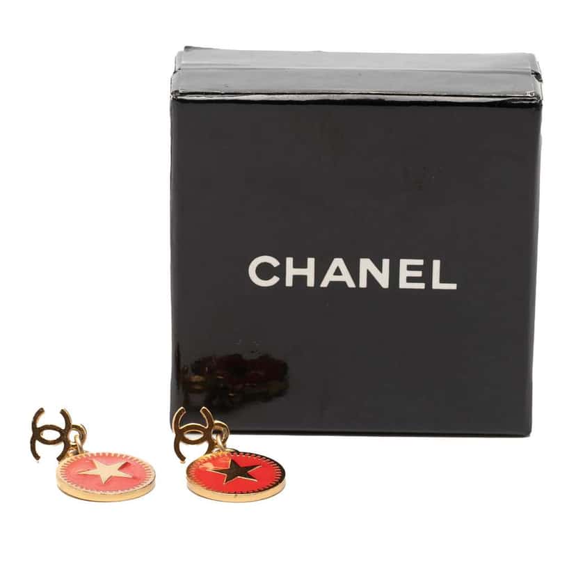 Chanel CC Gold Plated Enamel Star Dangling Push Back Earrings Gold Metal Very good condition - Model View
