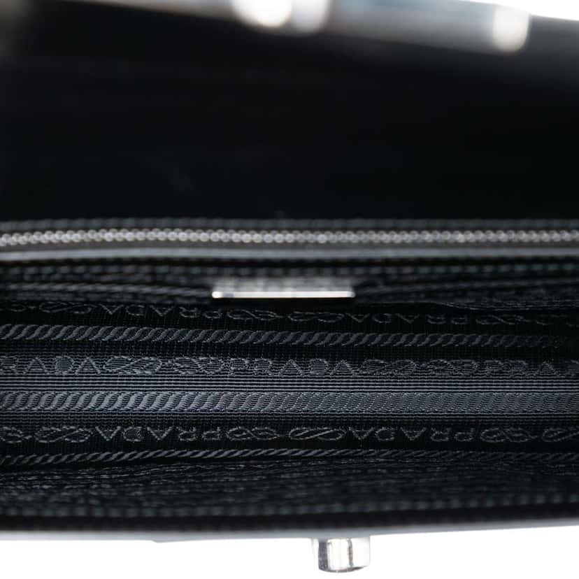 Prada Saffiano Lux Sound Lock Crossbody Black Leather Very good condition - Model View