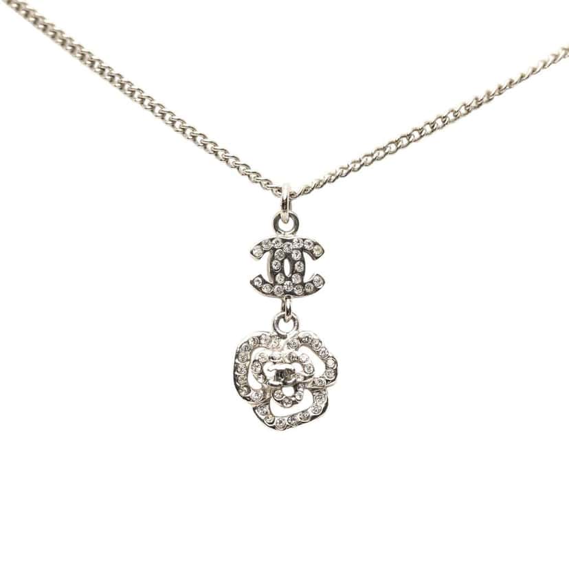 Chanel CC Brass and Strass Camellia Pendant Necklace Silver Brass Very good condition - Front View