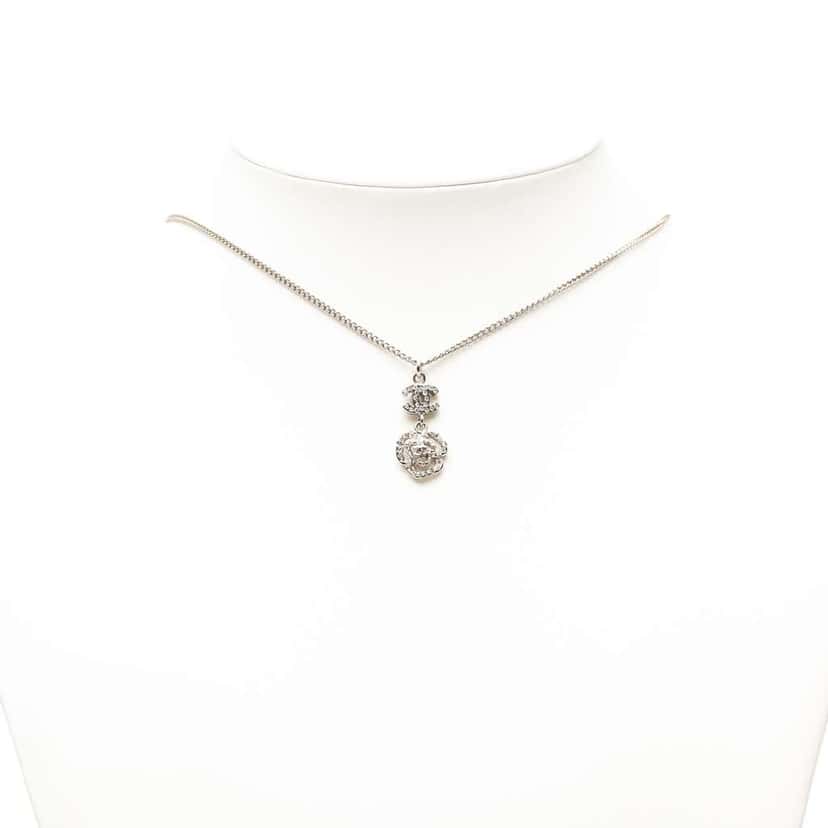 Chanel CC Brass and Strass Camellia Pendant Necklace Silver Brass Very good condition - Box View