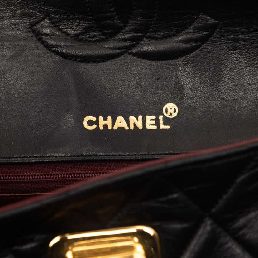 Chanel CC Quilted Lambskin Square Flap Black Leather Good condition - Box View