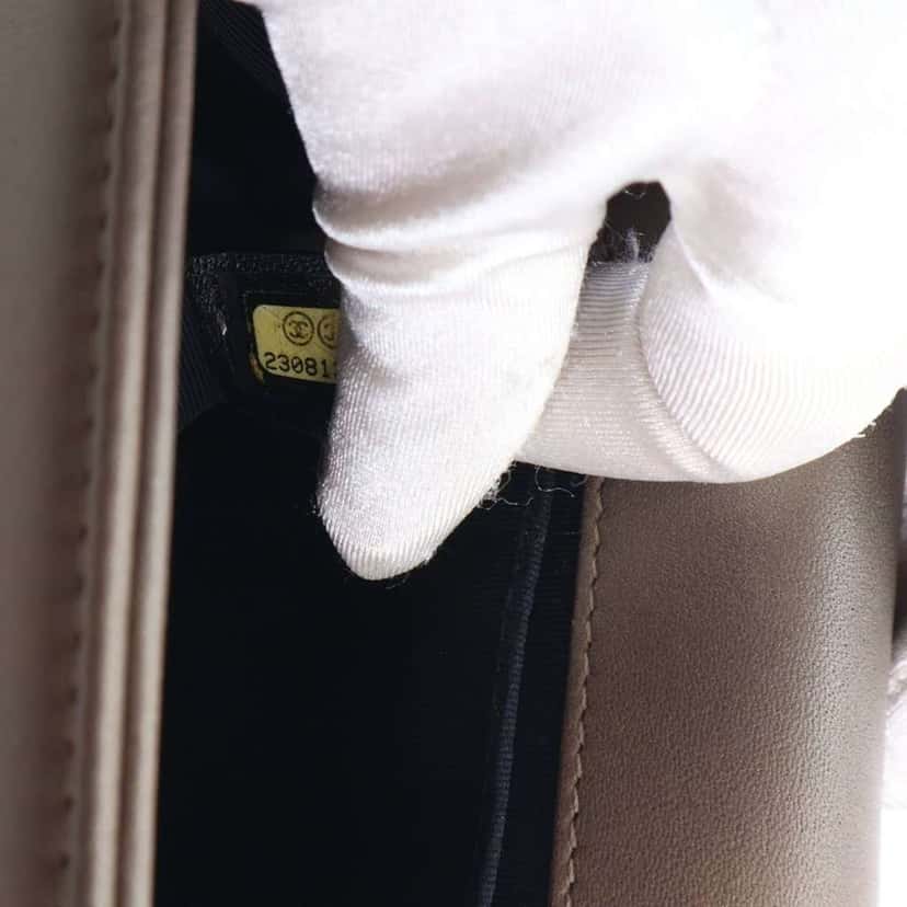 Chanel Old Medium Metallic Goatskin Crystal Boy Flap Brown Leather Very good condition - Box View