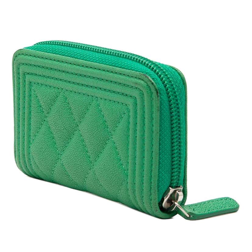 Chanel Quilted Caviar Boy Coin Pouch Green Leather Very good condition - Back View