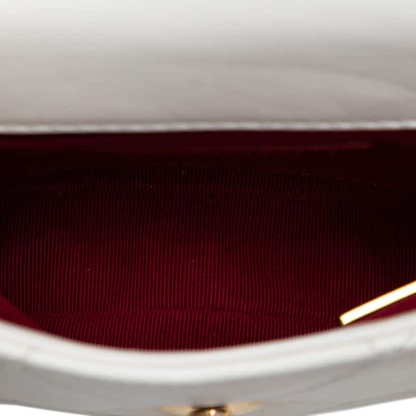 Chanel Mini Quilted Calfskin Framing Chain Flap White Leather Very good condition - Model View