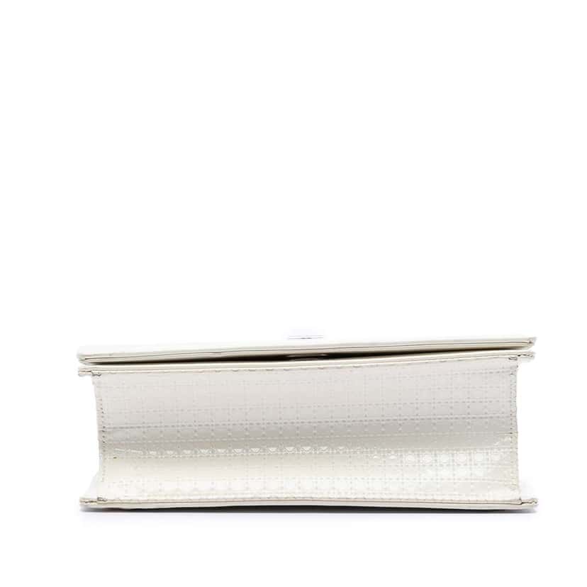 Dior Medium Patent Microcannage Diorama Flap White Leather Very good condition - Inside View