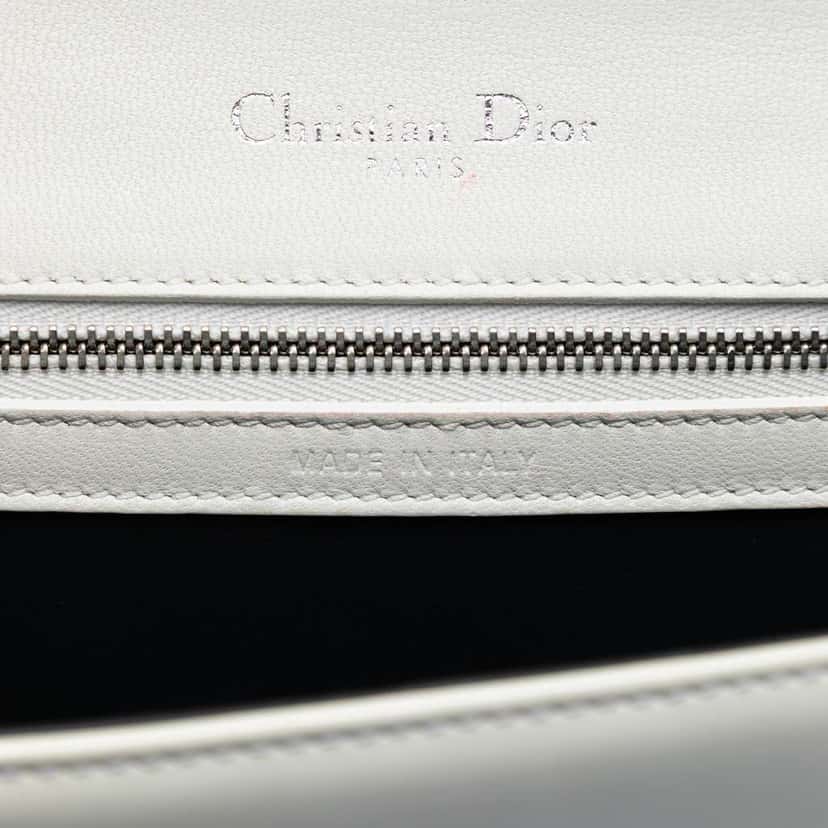 Dior Medium Patent Microcannage Diorama Flap White Leather Very good condition - Box View