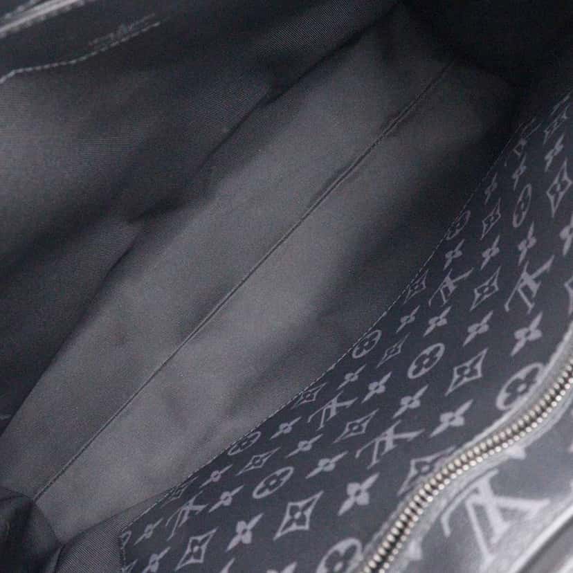 Louis Vuitton Monogram Eclipse Grand Sac Tote Black Very good condition - Box View