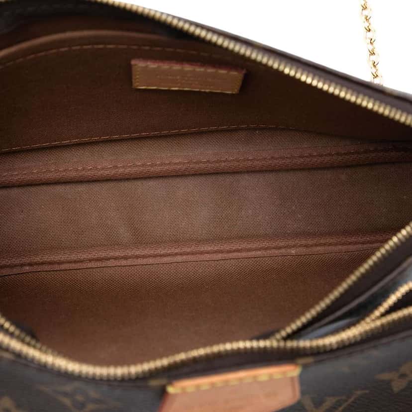 Louis Vuitton Monogram Multi Pochette Accessoires Brown Very good condition - Model View