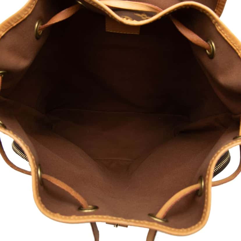 Louis Vuitton Monogram Sac a Dos Bosphore Brown Very good condition - Model View