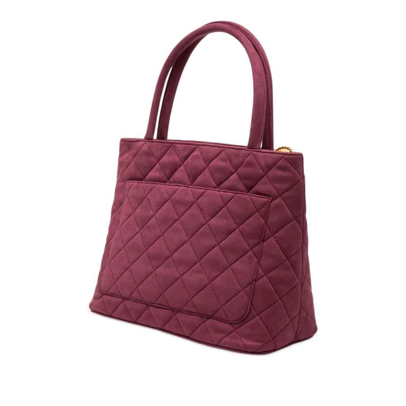 Chanel Suede Medallion Tote Red Leather Very good condition - Back View